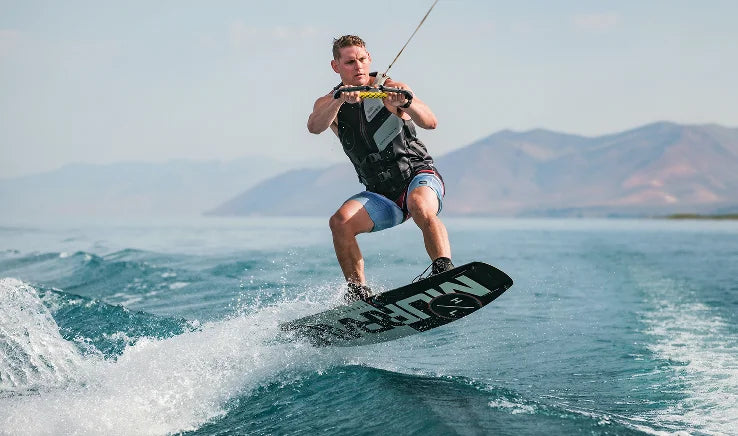 Wakeboard with Bindings